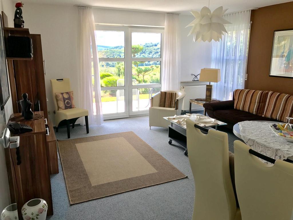 Appartementhaus Laura-Sophia Bad Bocklet Zimmer foto